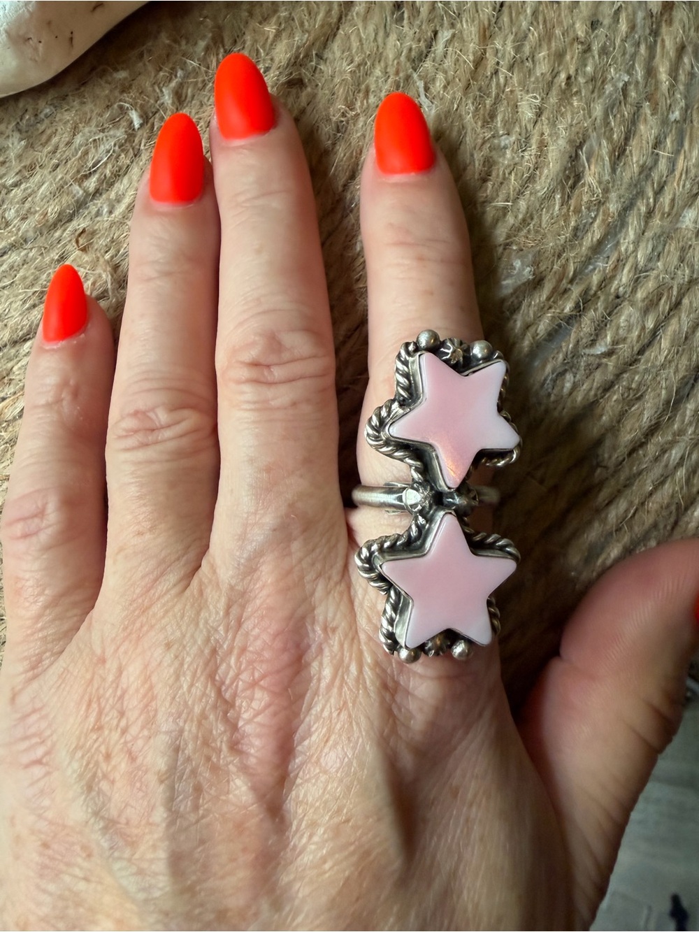 Eugene Belone Navajo Pink Conch Star Sterling Silver Double Ring - Picture 7 of 7
